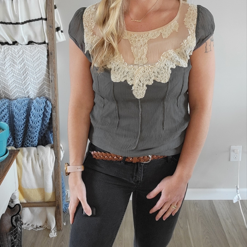 Army green shirt with silk embroidery/trim